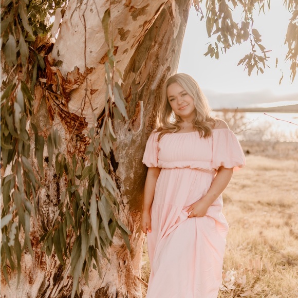 Pink Puff Sleeve Dress - Picture 2 of 3